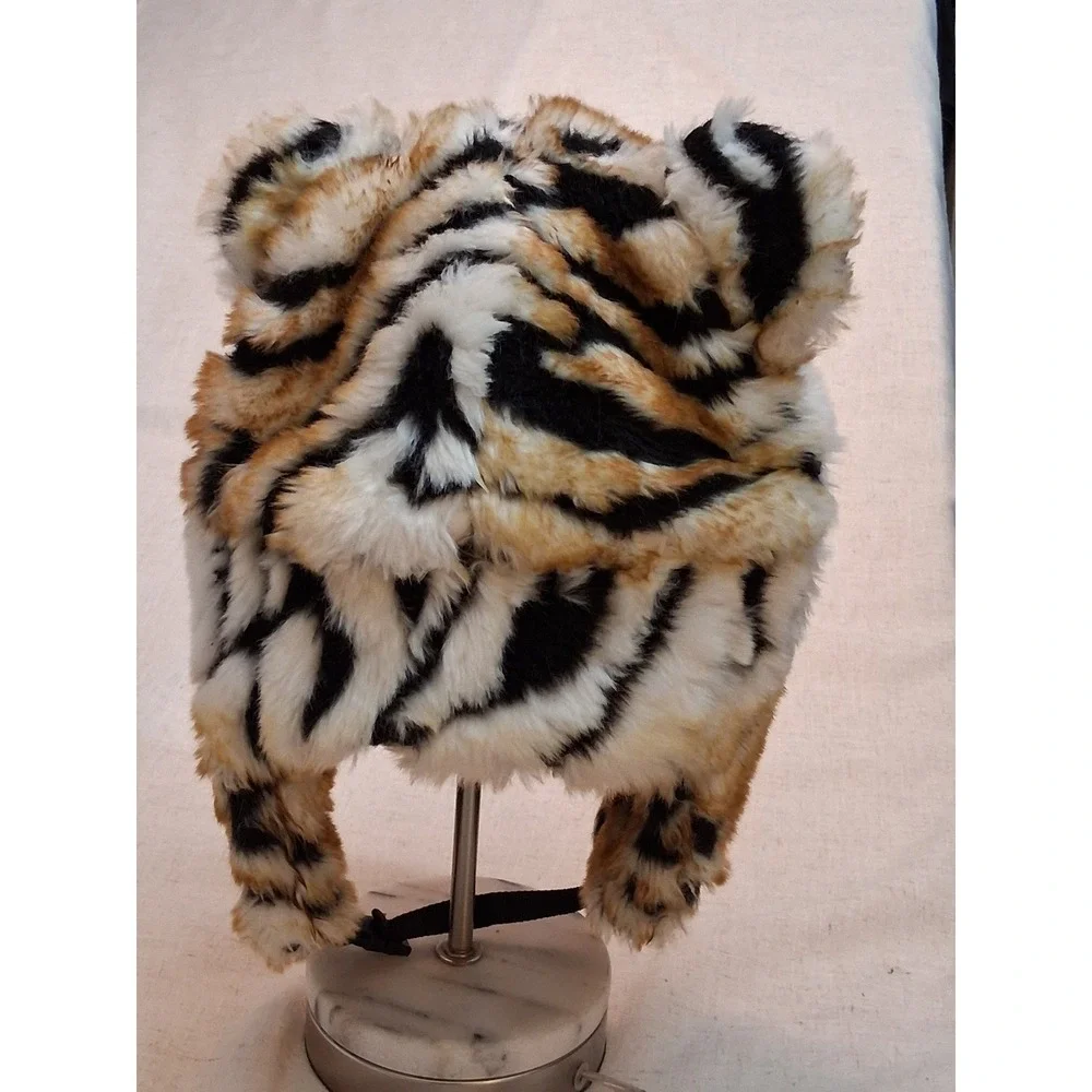 City Hunter USA Tiger Faux Fur Trapper Hat Kids OS Orange Black Animal strap